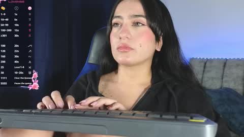 zaradames_ online show from February 2026 04:42:02 AM