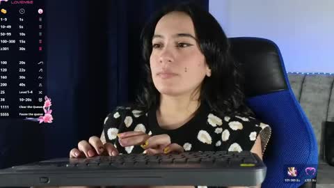 zaradames_ online show from June 2026 01:34:02 AM