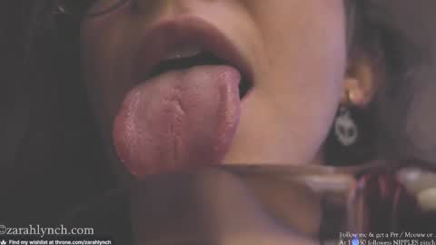 Snapshot of zarahlynch chatting on March 2025 03:35:02 AM Miss Lynch Next show 2911 online show from March 2025 03:35:02 AM