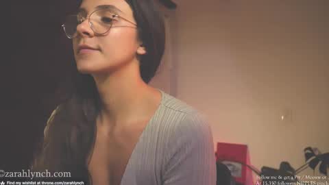 Snapshot of zarahlynch chatting on March 2025 02:34:01 AM Miss Lynch Next show 2911 online show from March 2025 02:34:01 AM