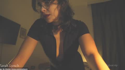 Snapshot of zarahlynch chatting on July 2026 09:54:01 PM Miss Lynch Next show 2911 online show from July 2026 09:54:01 PM