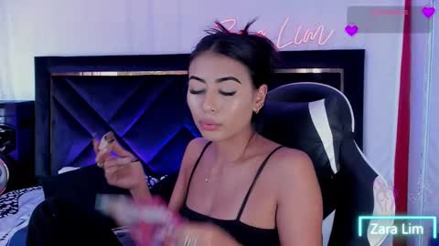 Snapshot of zaralim chatting on October 2025 06:53:01 PM Zara Lim online show from October 2025 06:53:01 PM