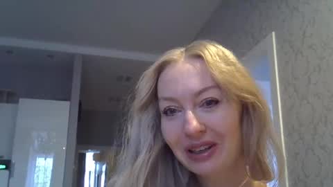 Zarina Swift online show from December 2024 04:45:02 AM