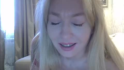 Zarina Swift online show from February 2025 08:07:02 AM
