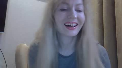 Zarina Swift online show from April 2026 04:52:02 AM