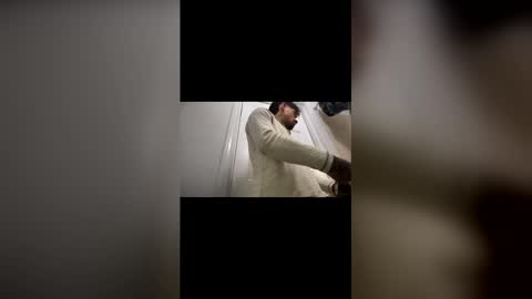 zayden online show from March 2026 08:43:01 PM