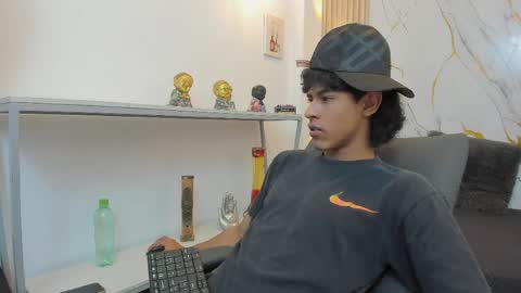 Zayn online show from April 2026 07:22:02 PM