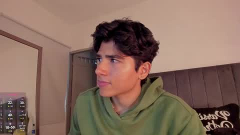 Hii im Zay.                 I save money for education. PVT Open. online show from December 2025 04:51:01 AM