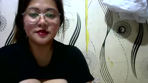 Snapshot of zeannalicious chatting on January 2025 04:51:02 PM Im Zeanna online show from January 2025 04:51:02 PM