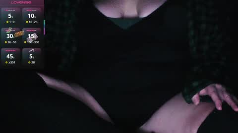 Snapshot of zeemomdalorian chatting on July 2026 05:27:02 AM Zee online show from July 2026 05:27:02 AM