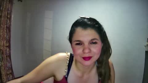 zelda_princess77 online show from November 2025 02:54:02 AM