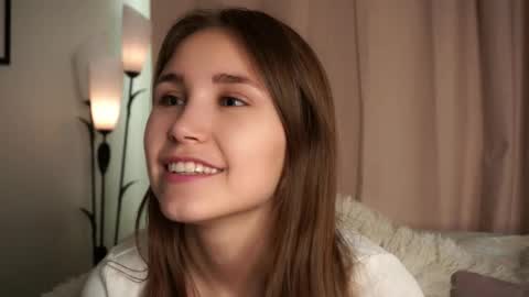 Emilia online show from September 2025 03:07:02 AM