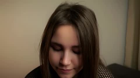 Emilia online show from October 2025 12:52:02 AM