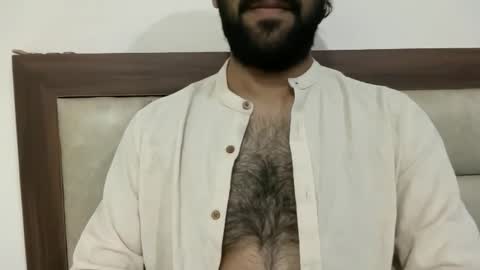 Snapshot of zenhairydaddy chatting on May 2026 05:30:02 PM Mo online show from May 2026 05:30:02 PM
