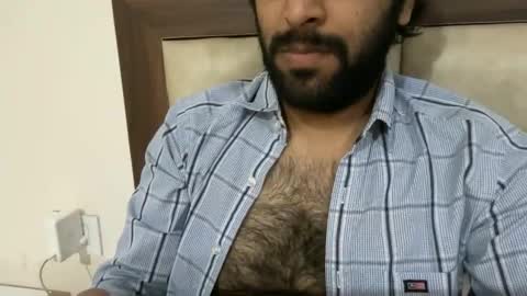 Snapshot of zenhairydaddy chatting on May 2026 03:29:01 PM Mo online show from May 2026 03:29:01 PM