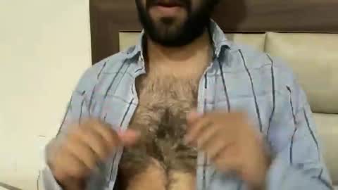 Snapshot of zenhairydaddy chatting on May 2026 05:07:01 PM Mo online show from May 2026 05:07:01 PM