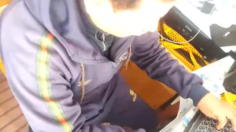 zenonsex online show from March 2026 07:24:02 PM