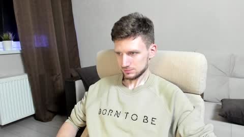 Andrew online show from February 2025 06:15:02 PM