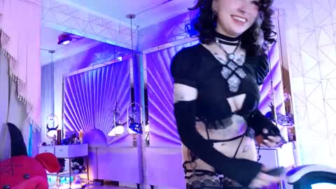    online show from February 2026 04:03:02 PM