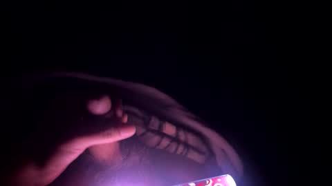 zerotwo5 online show from December 2025 12:03:02 PM