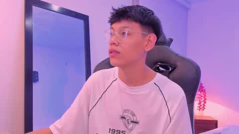 Snapshot of zeus_blaze chatting on September 2025 03:39:02 AM zeus_blaze online show from September 2025 03:39:02 AM