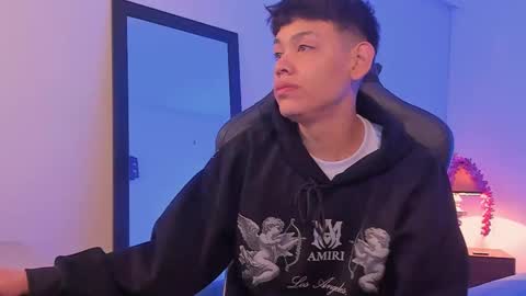 Snapshot of zeus_blaze chatting on September 2025 08:03:01 AM zeus_blaze online show from September 2025 08:03:01 AM