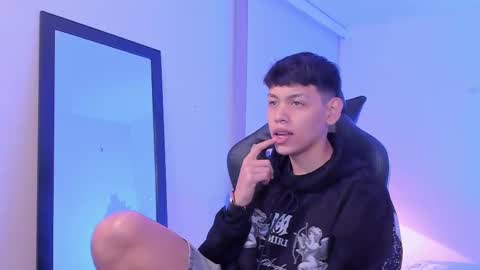 Snapshot of zeus_blaze chatting on September 2025 11:54:01 AM zeus_blaze online show from September 2025 11:54:01 AM