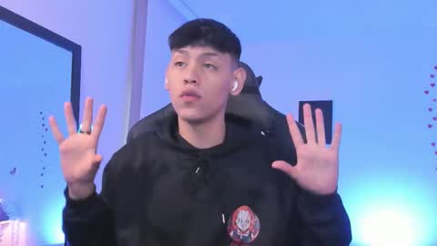 Snapshot of zeus_blaze chatting on October 2025 12:34:02 PM zeus_blaze online show from October 2025 12:34:02 PM