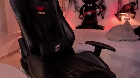 Snapshot of zeus_blaze chatting on October 2025 07:06:02 AM zeus_blaze online show from October 2025 07:06:02 AM