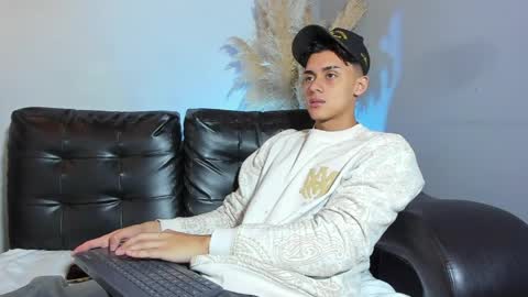 Zeus Brant online show from April 2026 02:00:02 PM