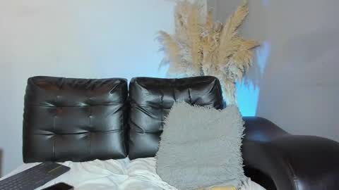 Zeus Brant online show from April 2026 01:05:01 PM