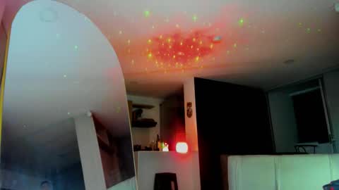 zeus online show from November 2025 06:44:01 AM