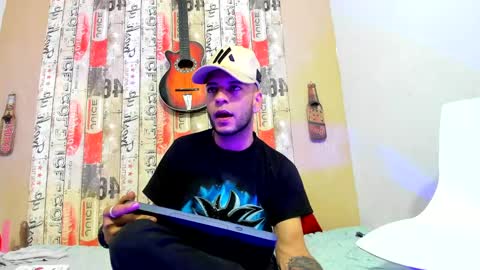 ZHAMIRA  ANDRES online show from December 2024 03:53:02 AM