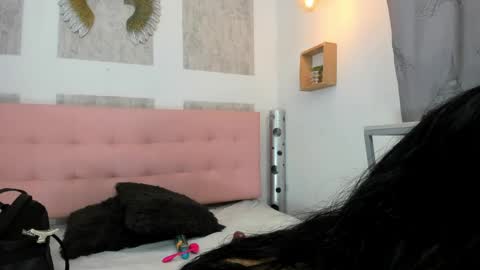 ZHAMIRA  ANDRES online show from March 2026 08:42:01 PM