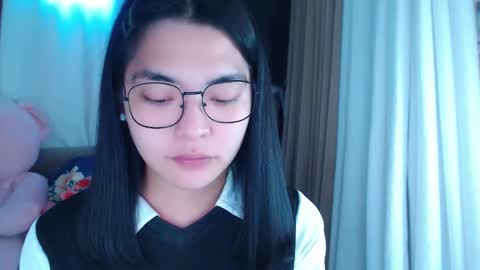 Snapshot of zhaviahale chatting on February 2025 04:06:01 AM im your lovely zhaviabigcock here online show from February 2025 04:06:01 AM