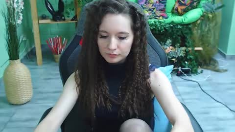 zianichols online show from February 2025 11:52:01 AM