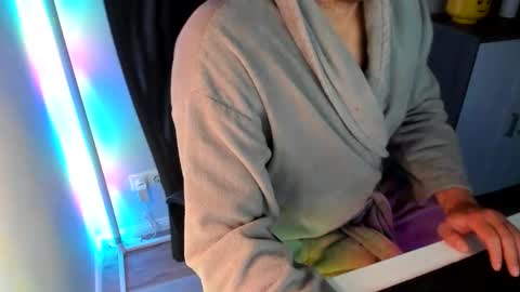 Snapshot of ziemlichflutschig chatting on September 2025 04:03:01 AM ziemlichflutschig online show from September 2025 04:03:01 AM