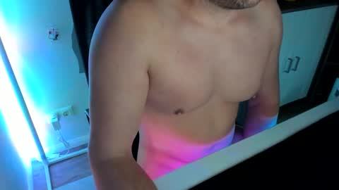 Snapshot of ziemlichflutschig chatting on October 2025 06:26:01 AM ziemlichflutschig online show from October 2025 06:26:01 AM