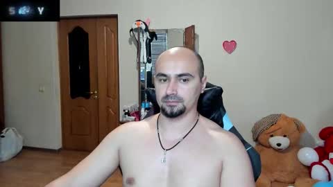 Ziesh online show from October 2025 12:09:01 PM