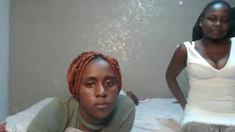 Snapshot of zinadine_ chatting on February 2026 06:35:01 AM Zinadine online show from February 2026 06:35:01 AM