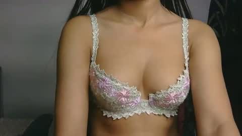 Ziyaa online show from November 2025 04:01:02 AM