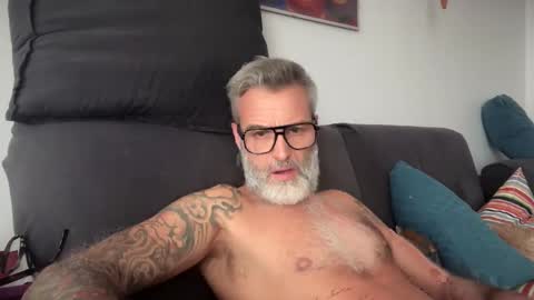 Snapshot of zkopa69 chatting on October 2025 02:48:01 PM zkopa69 online show from October 2025 02:48:01 PM