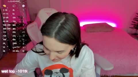 Zlata  Mon Tue Thu Fri Sun Sa GMT 3 0000pm - 0600pm  online show from January 2025 09:34:01 PM