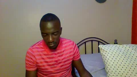 Snapshot of zlatann2012 chatting on January 2025 01:29:01 AM Zlatann2012 online show from January 2025 01:29:01 AM