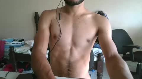 Snapshot of zlucius chatting on January 2025 03:12:01 PM zlucius online show from January 2025 03:12:01 PM