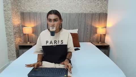 Zoe online show from December 2025 11:25:02 AM