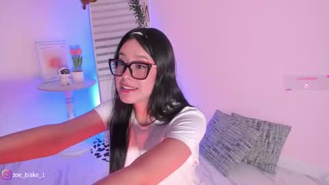 Zoe online show from October 2025 02:34:01 AM