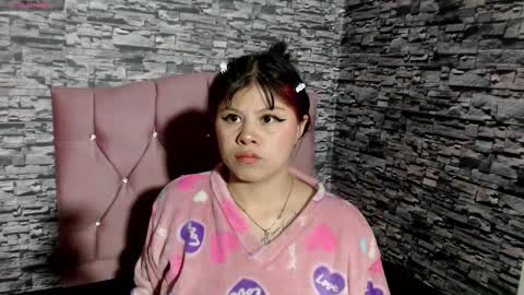 Zoe Bronw online show from December 2025 09:47:02 AM