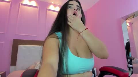 ZOE  online show from October 2025 07:25:02 PM