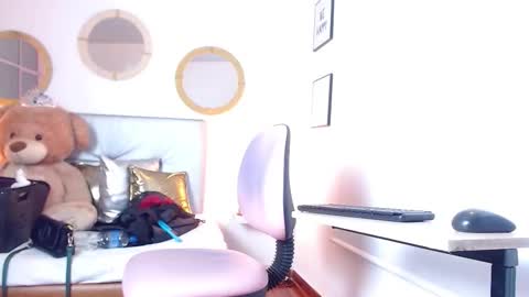 zoe_hecate online show from December 2025 03:49:02 AM